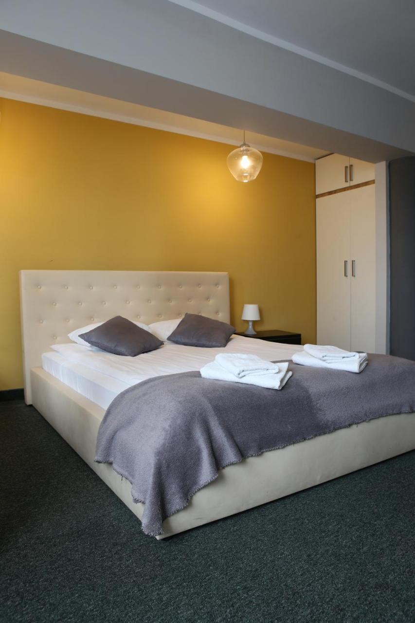 Hotel Sunny Poznań Esterno foto